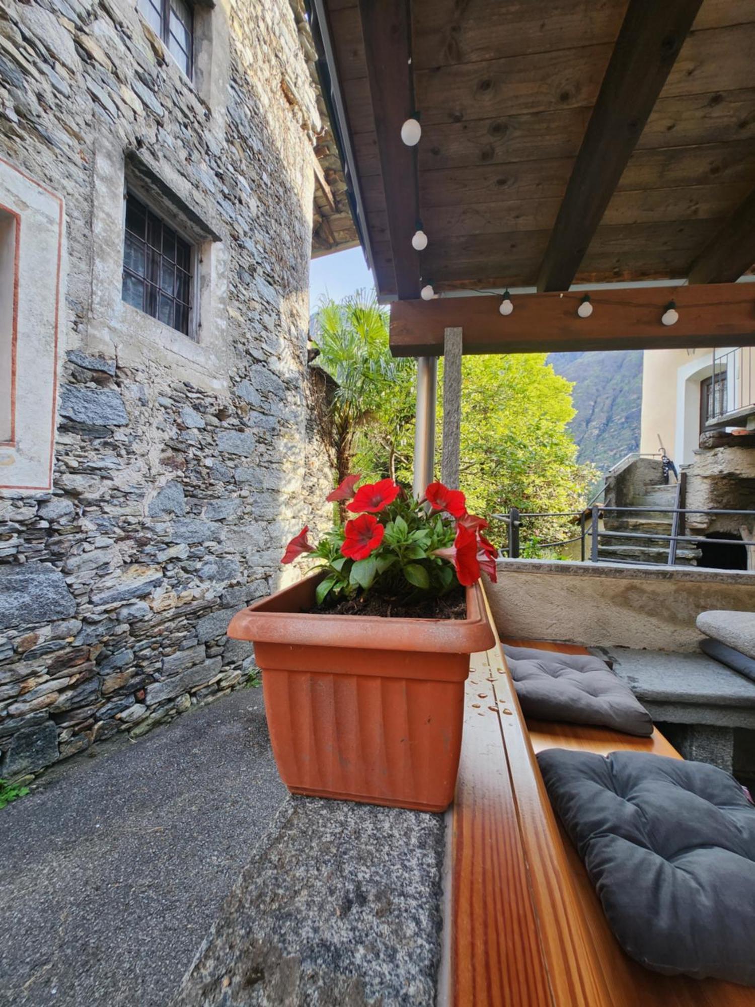 B&B Osteria Morganti Someo 外观 照片